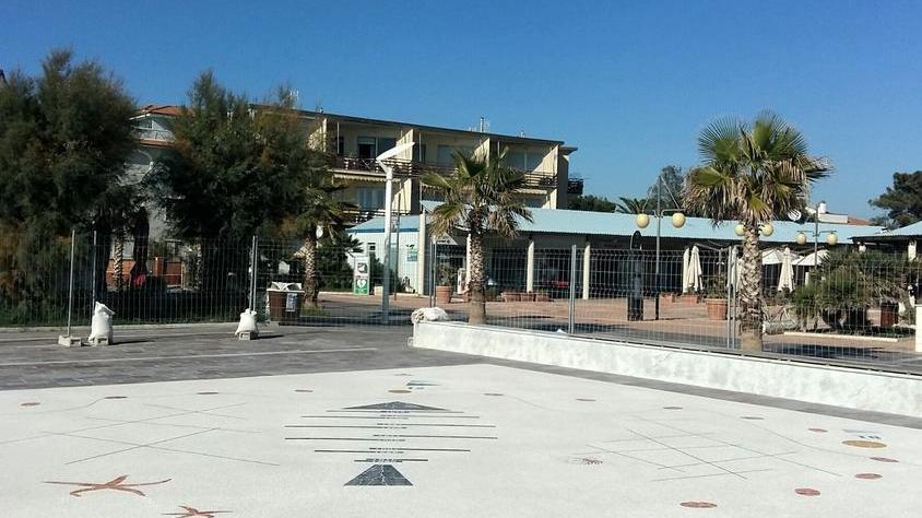 Il benvenuto delle guide ai turisti stranieri e non