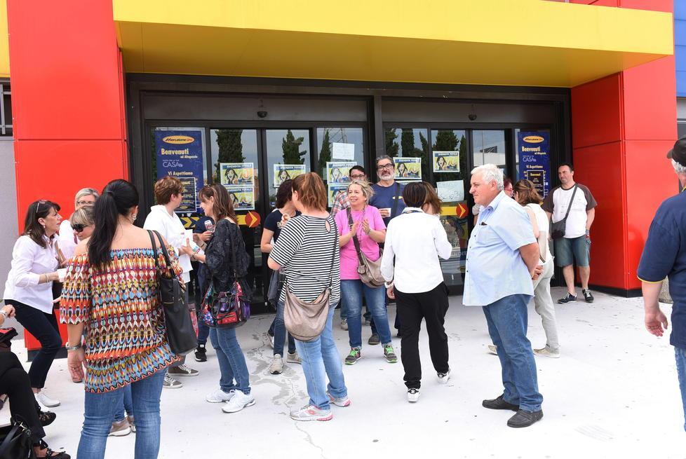 Serrata fino a lunedì per il Mercatone Uno