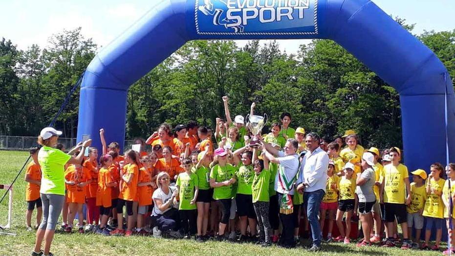 250 bambini e una bella festa: l’atletica a scuola, un successo