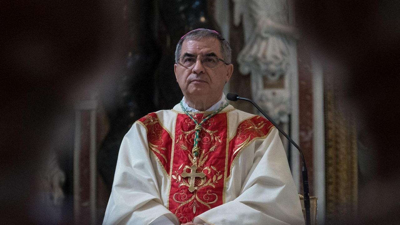 Angelo Becciu cardinale, la diocesi si sposta a Roma 