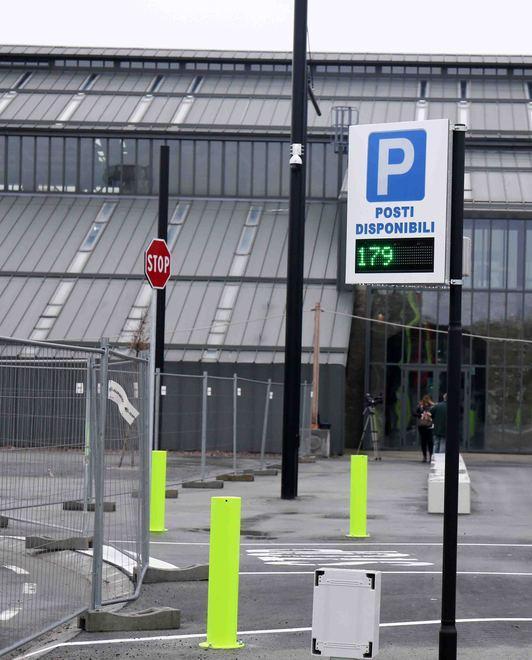 Nuovo scippo in piazzale Europa 