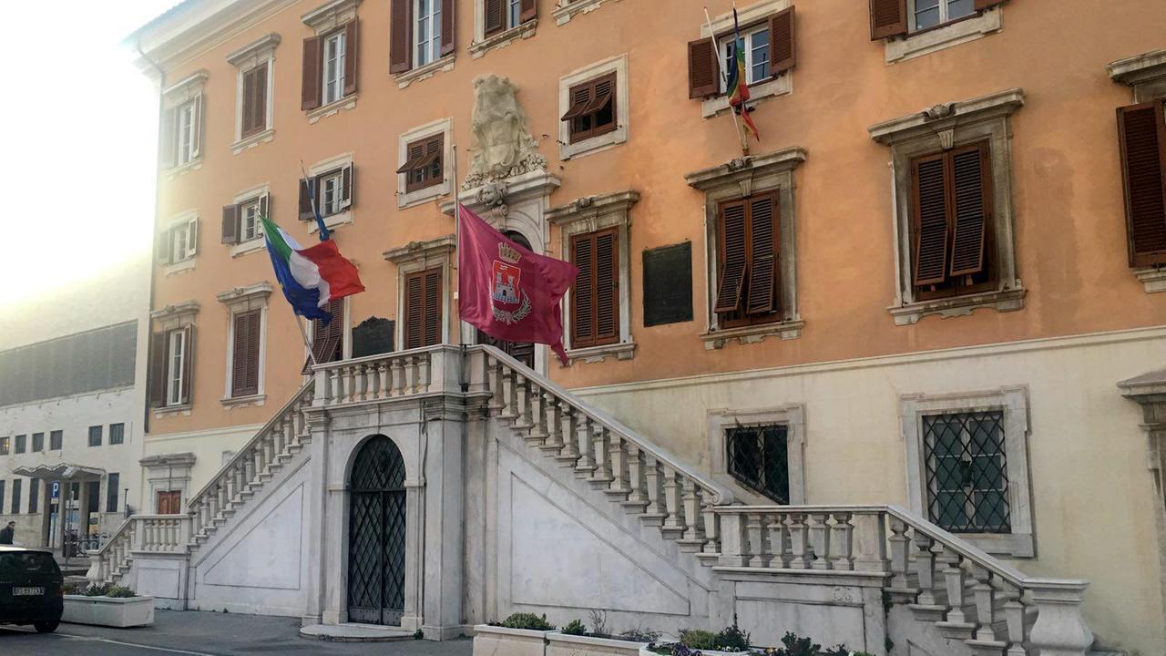 Avviso per 5 tirocini formativi retribuiti