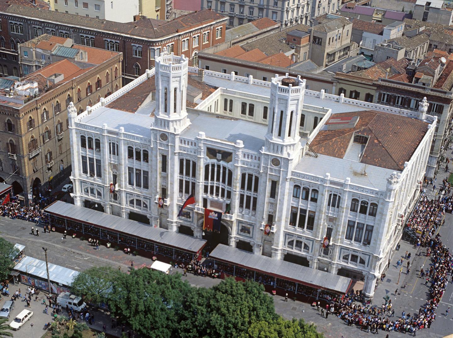  Cagliari dall’alto in mostra nelle foto di Aeronike 
