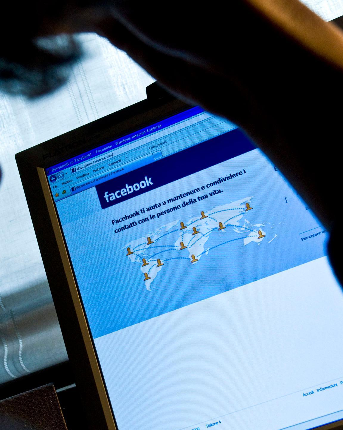 Messaggi e pedinamenti, chiesta la condanna per stalking