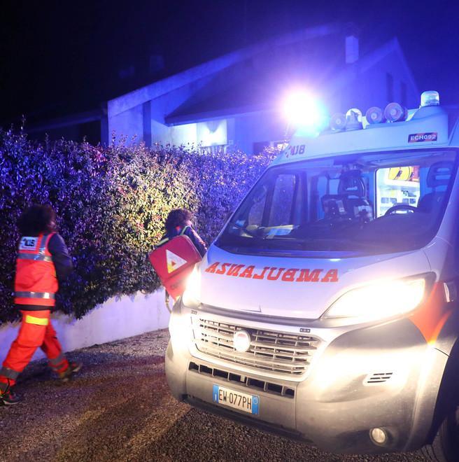 Soffoca con un boccone, grave un 42enne al bar 