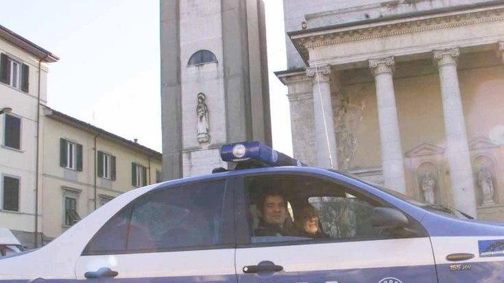 Al Duomo tentò di rapinare una volontaria: denunciato
