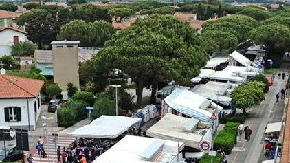 Oggi il mercato a Marina Cosa prevede il regolamento