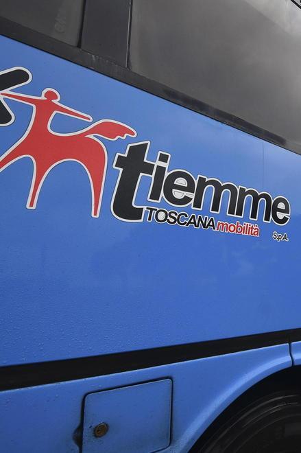 Si guasta autobus di Tiemme e gli studenti restano a piedi