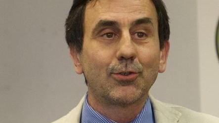 «Spuntano i silos a San Pietro a Vico: cittadini in allarme»
