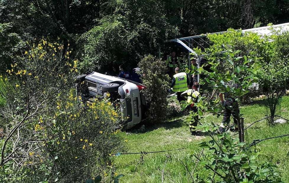 Vola con l’auto nel dirupo, trovato dopo ore 