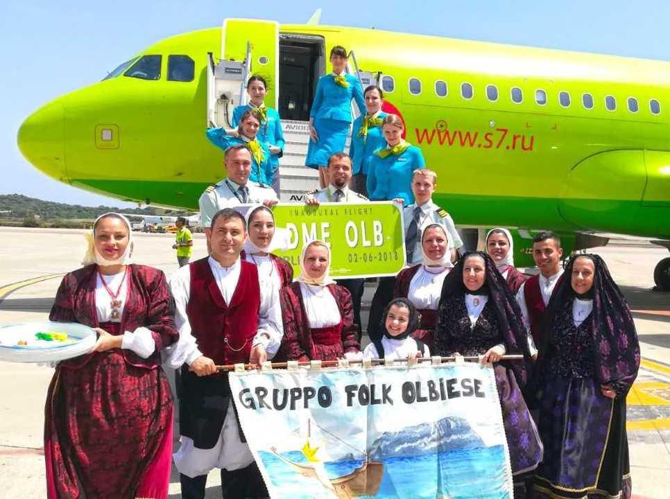 Primo atterraggio a Olbia del volo da Mosca 