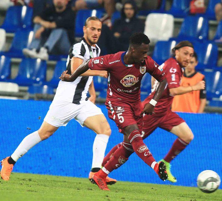 «Tifate come hanno fatto i reggiani» 