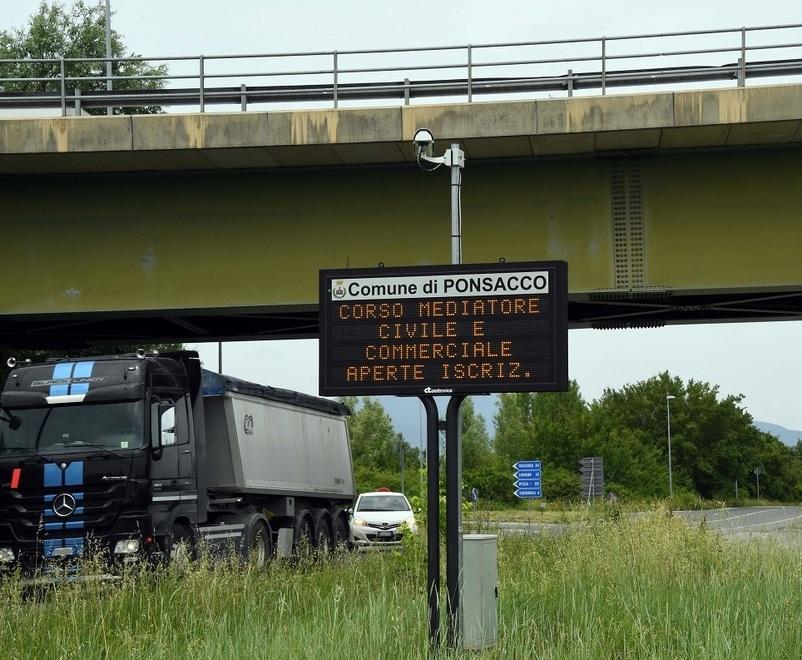 Tre secondi per scoprire tutte le auto fuorilegge 