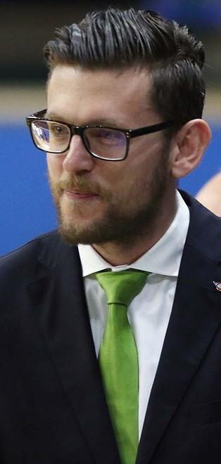 Bondi, due nomi per il coach Cortese corteggiato da Udine
