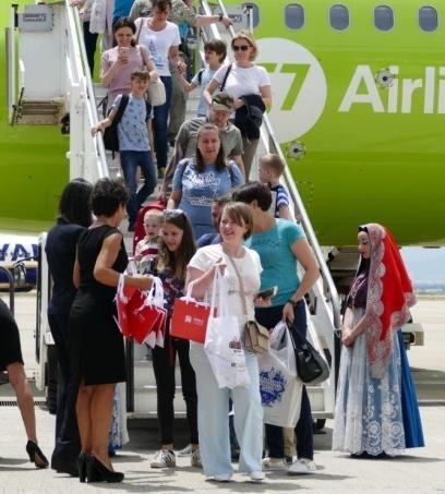 Atterrato a Cagliari il primo volo russo