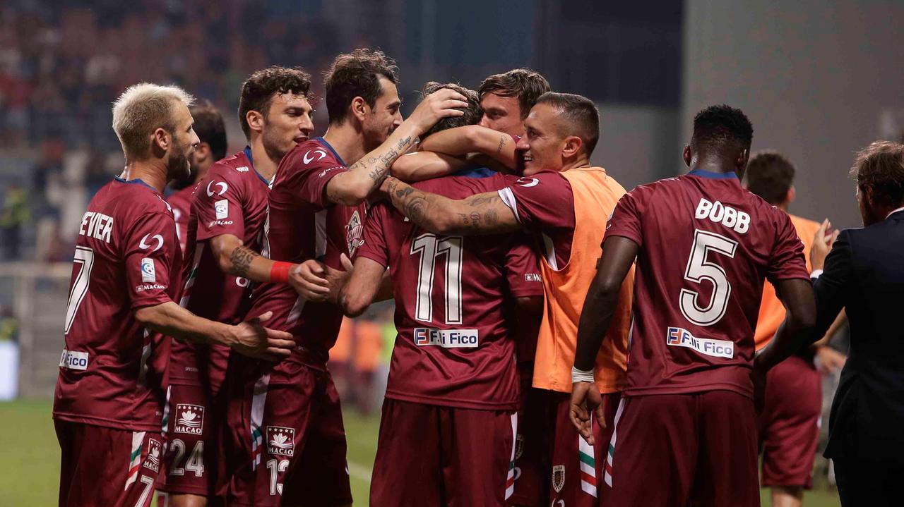 Mercoledì al Mirabello la Reggiana saluta i tifosi