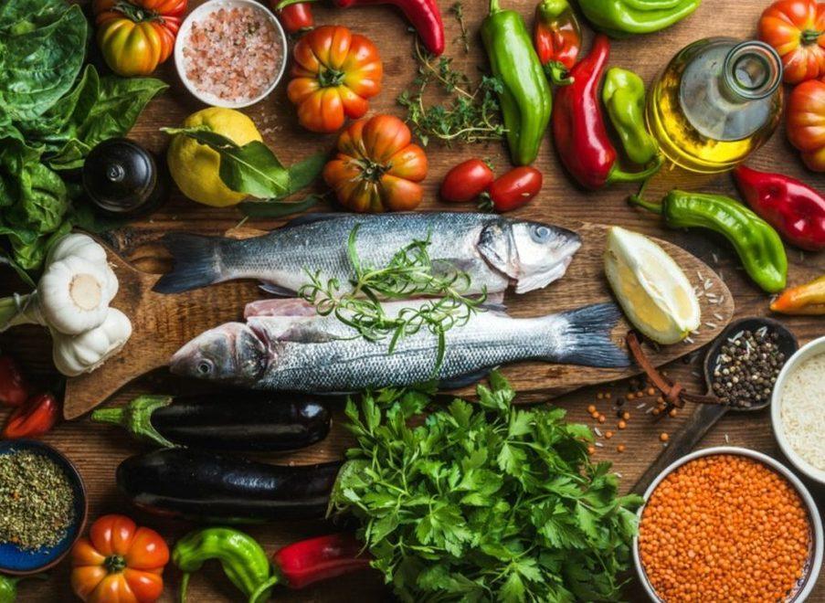 Chef e dietologi nel libro con la tesi di Francesca 