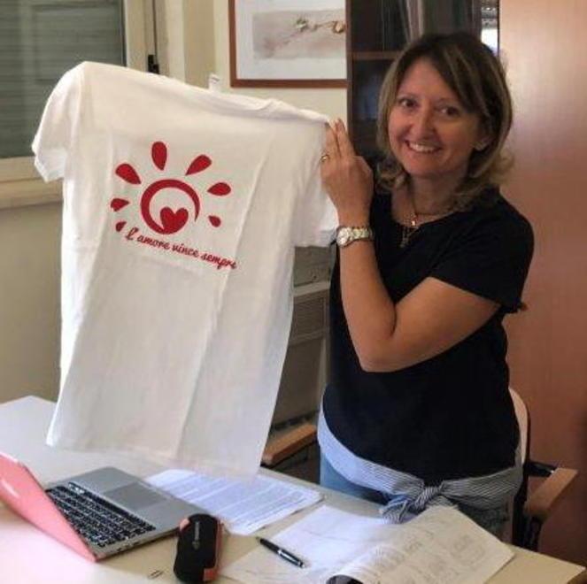 Giochi e merenda per ricordare Maria Sole Maglietta in vendita con ricavato al Meyer 