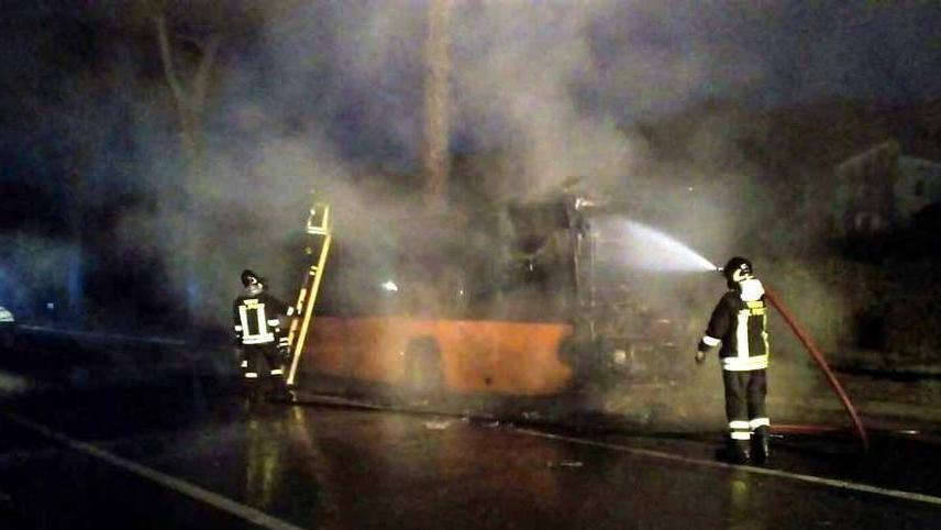 «I nostri bus sono vecchi, ora ne compriamo altri»