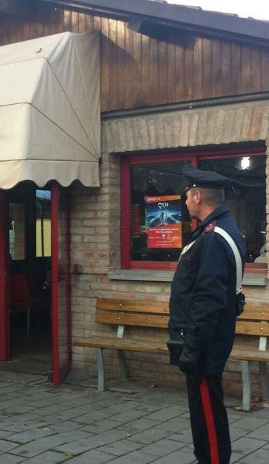 Rapina il bar di Finale, patteggia 34 mesi