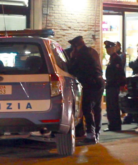 Denunciato un esibizionista alla stazione