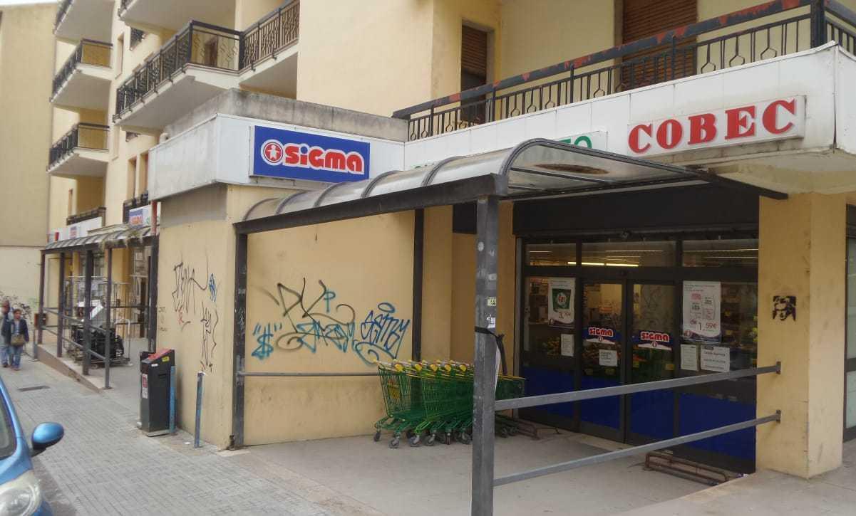 Chiudono 14 supermarket Sigma 