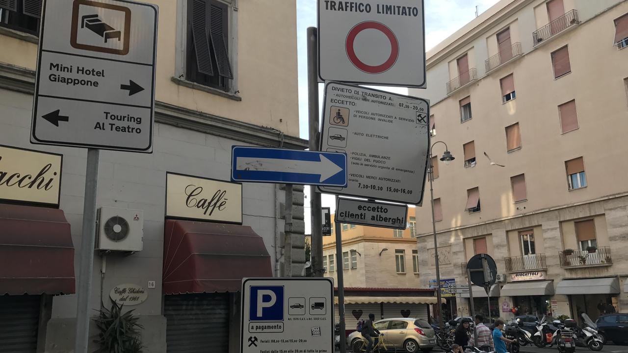 Stalli blu, ecco come funziona nella Ztl