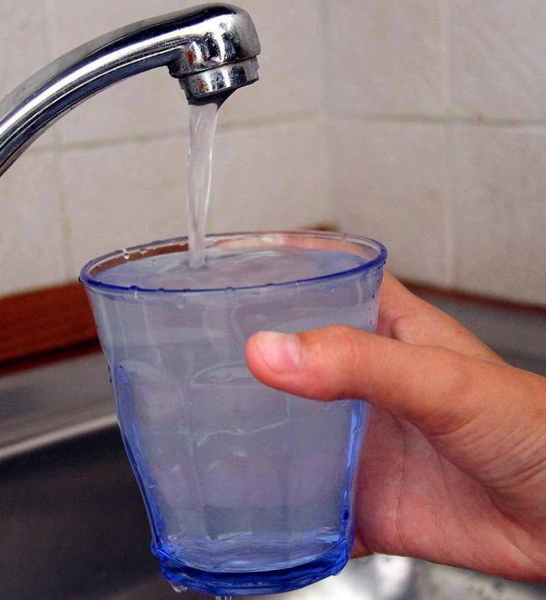 Acqua, cinquecentomila euro per aiutare le utenze deboli