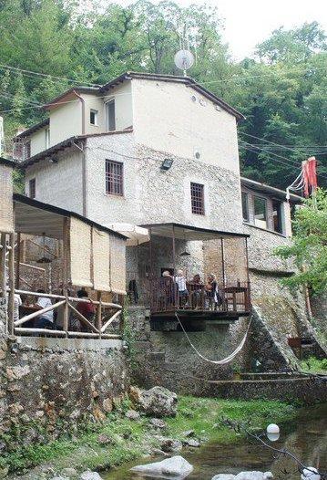L’osteria Candalla festeggia i dieci anni