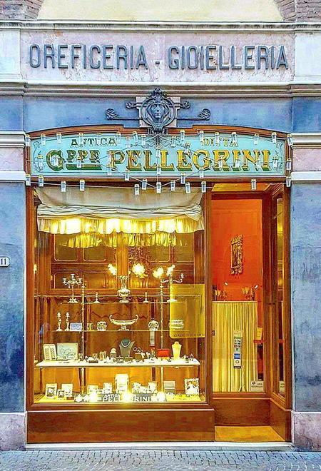 Luccainsegne, in regalo la foto del Pellegrini 
