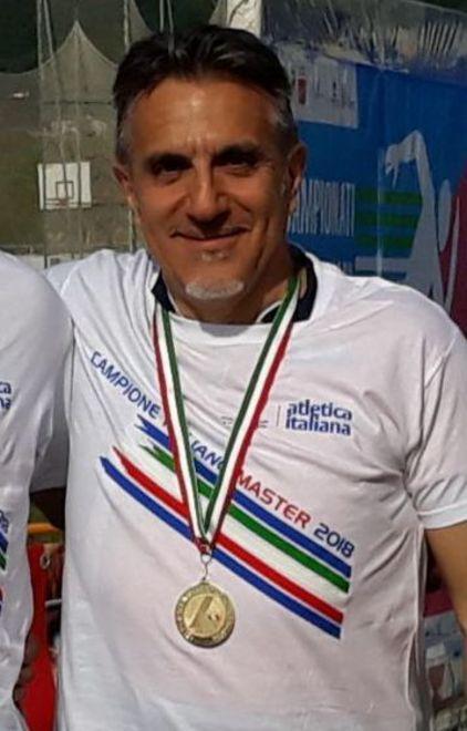 Carlo Canaccini campione italiano con la staffetta