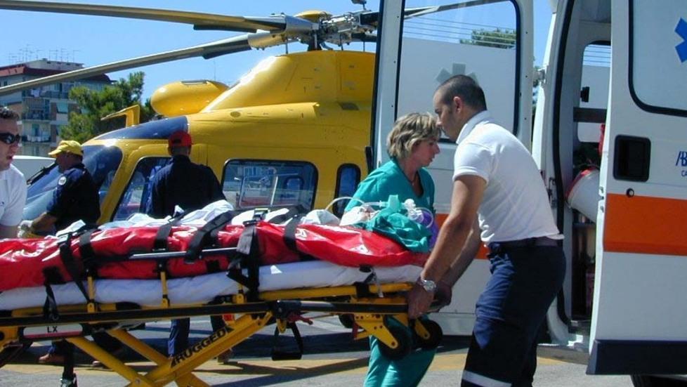 Scontro frontale con un’auto Grave notissimo fotografo 
