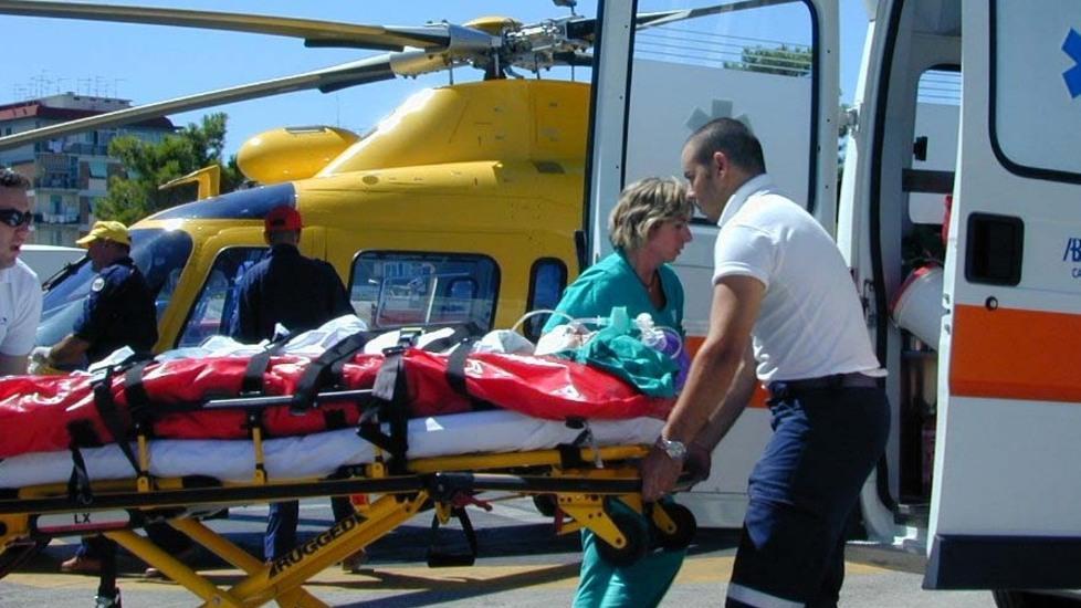 Scontro frontale con un’auto Grave notissimo fotografo