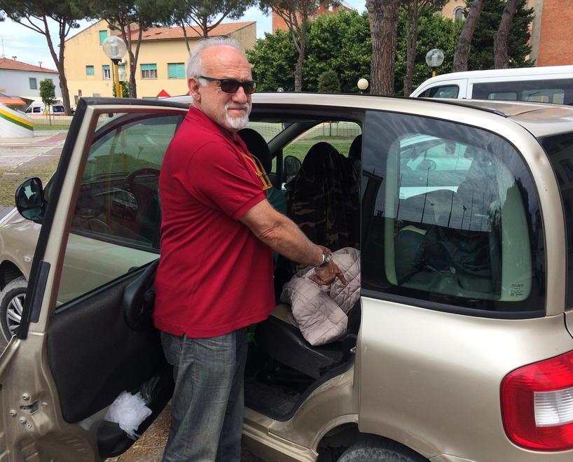 In auto spunta una vipera: «Che spavento»