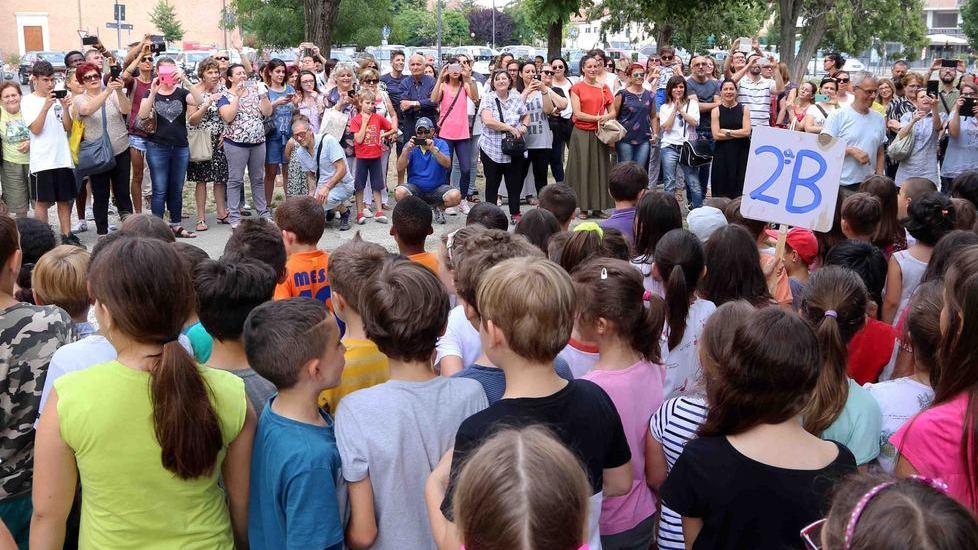 Le scuole Mosti si tingono di verde