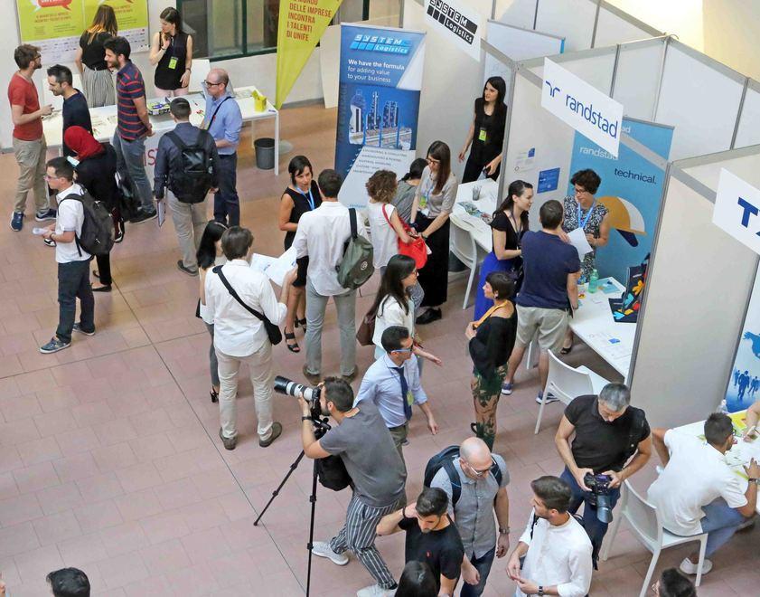 Quarantasette imprese incontrano i giovani Unife 