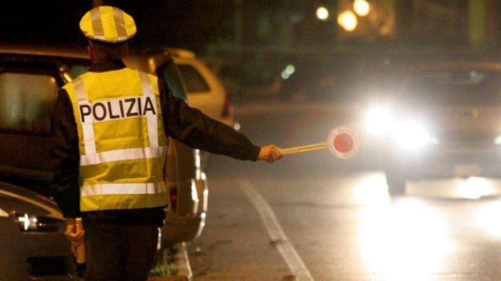 Latitante da tre anni scoperto mentre viene in vacanza in Versilia