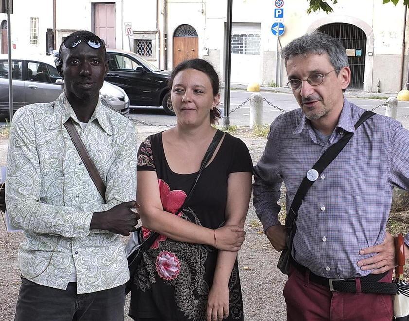 La comunità prende le distanze «Gesto singolo, non generalizzare»