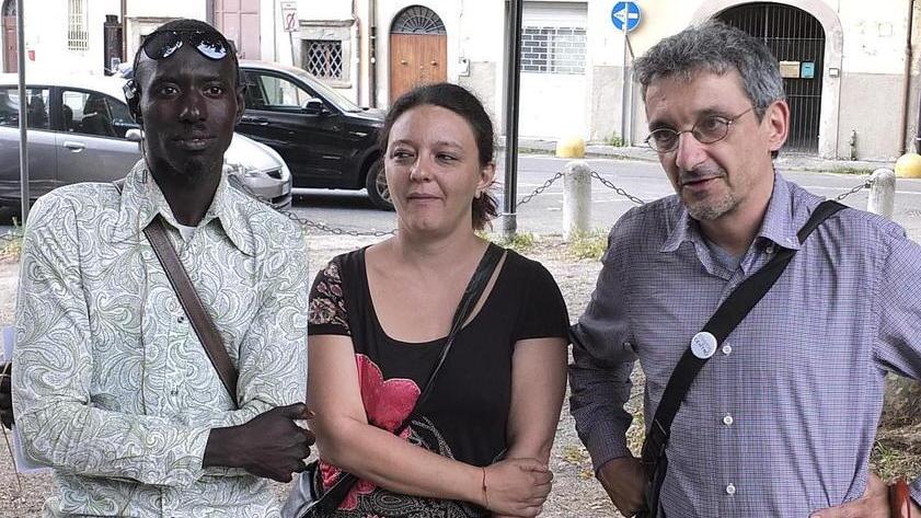 La comunità prende le distanze «Gesto singolo, non generalizzare»