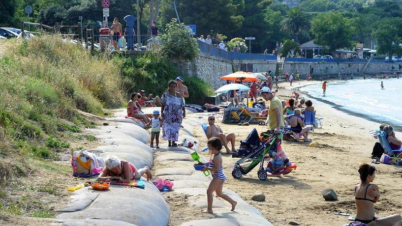 Stagione balneare al via Ecco le regole da seguire
