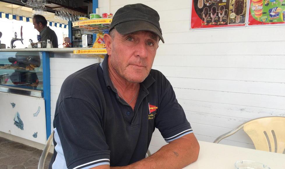 Il pescatore aggredito «Mi sono difeso agitando una sedia»