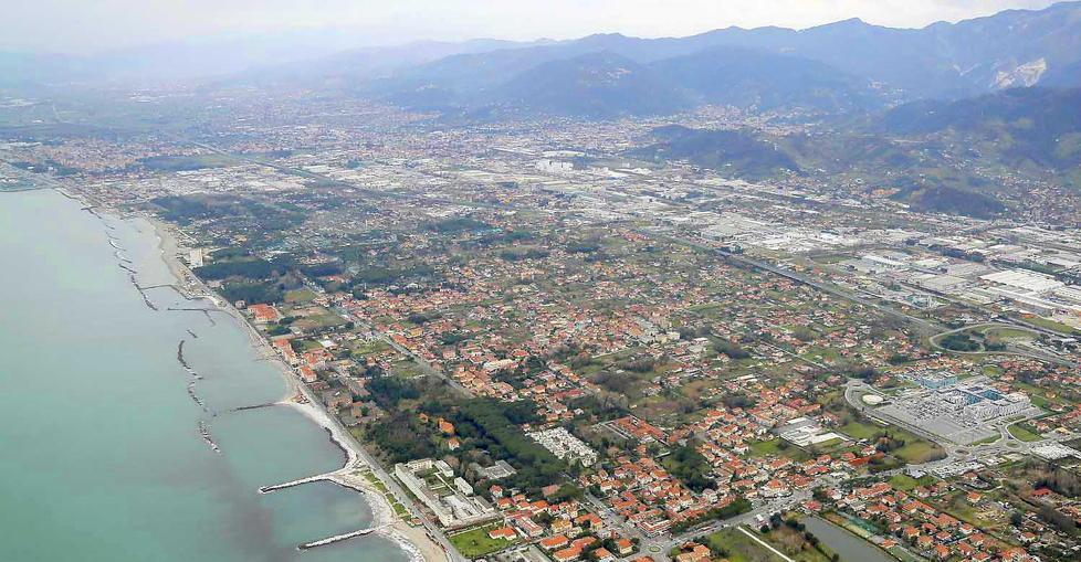 «Per rilanciare il litorale serve la Ztl con pista ciclabile» 