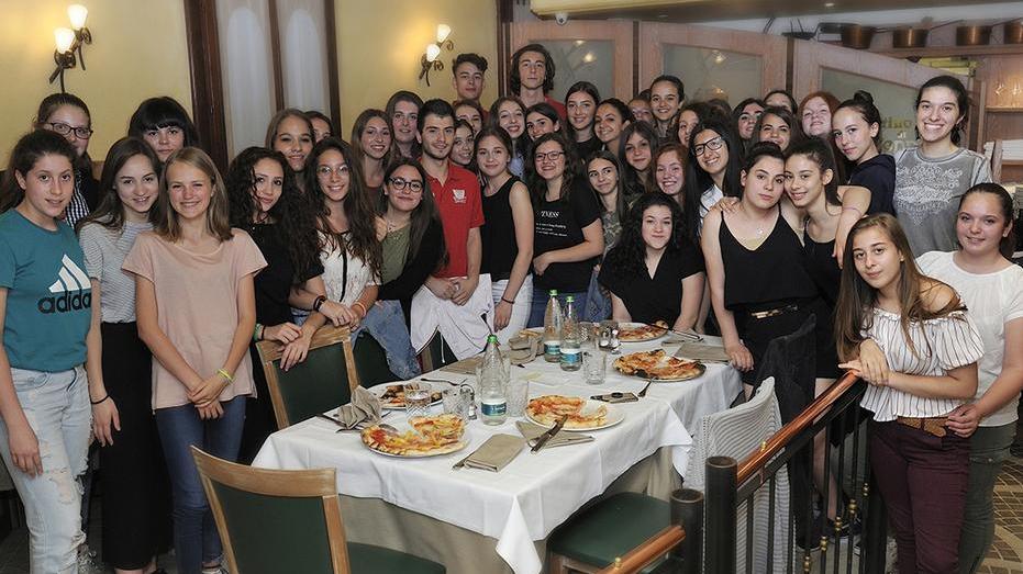 La Conad ringrazia le ragazze del Rosta Volley