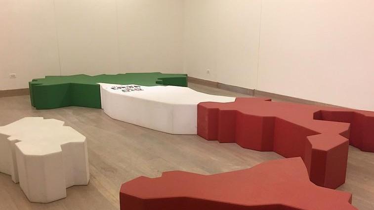 A Villa Bertelli “La Grande Italia” di Ugo Nespolo