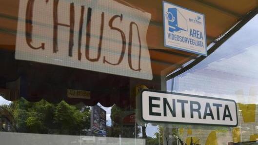 Troppe risse nel locale Bar Box chiuso 10 giorni