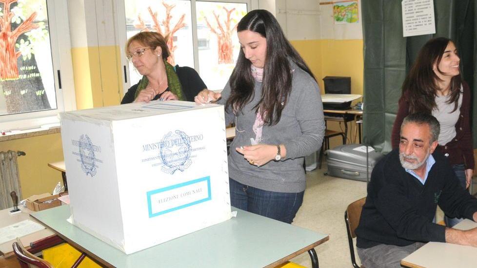 Chiamati ad esprimersi oltre 57.000 massesi