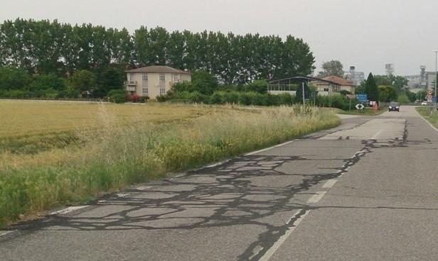 Interventi all’asfalto sulla provinciale