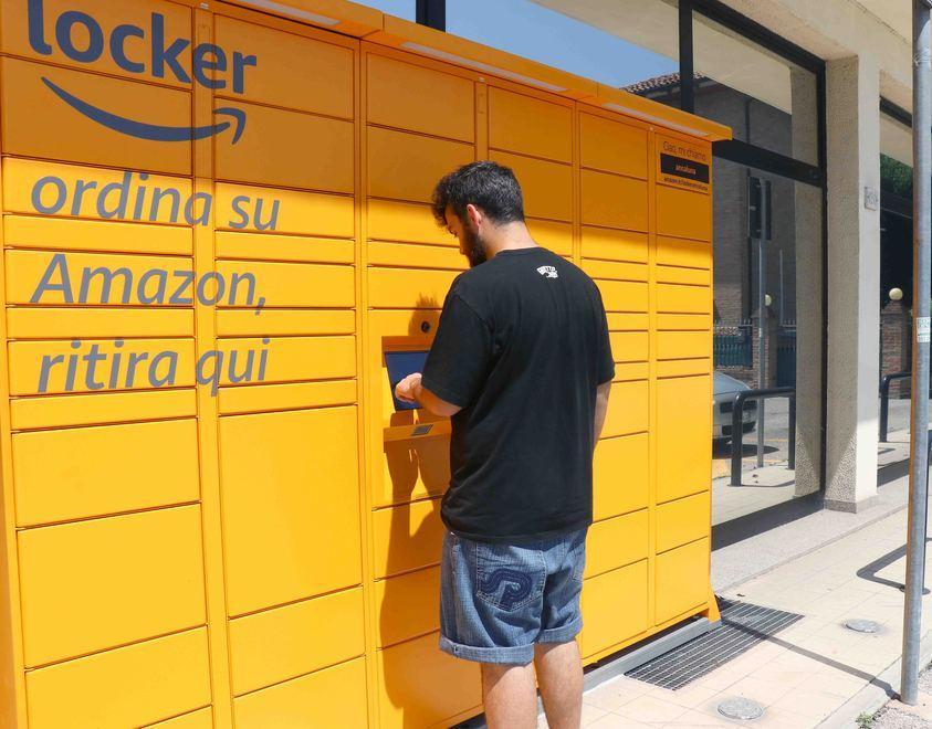 Amazon-Bper coalizza i negozianti: è un danno 