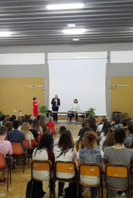 Lingua inglese, gli studenti del liceo Cattaneo sono al top