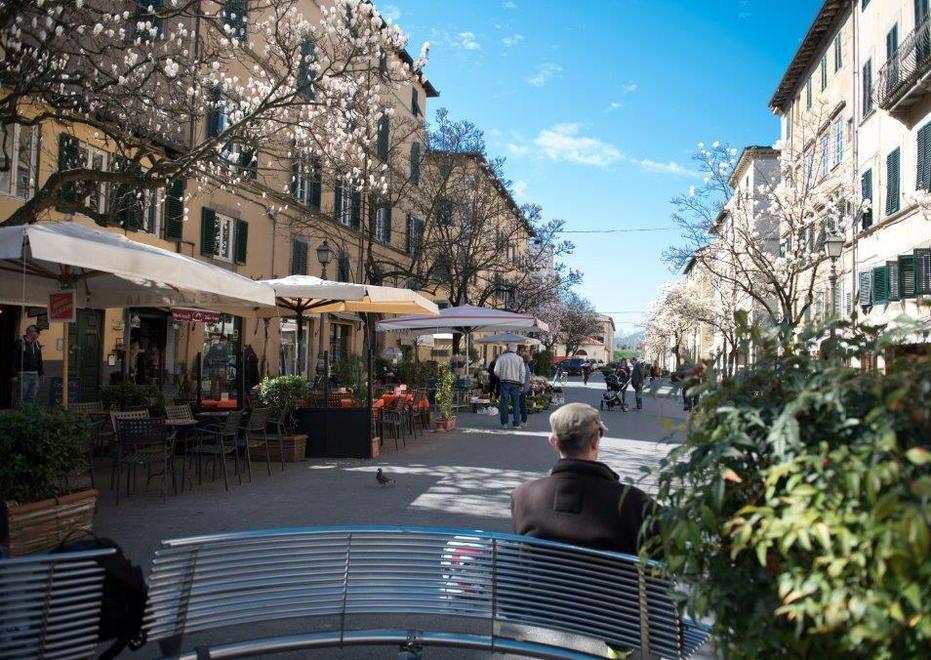 Troppi bar e gelaterie ovunque «Serve una moratoria urgente»